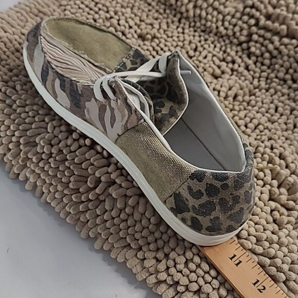 Mixed batch of designs, distressed fabric, animal print, canvas - Picture 7 of 8